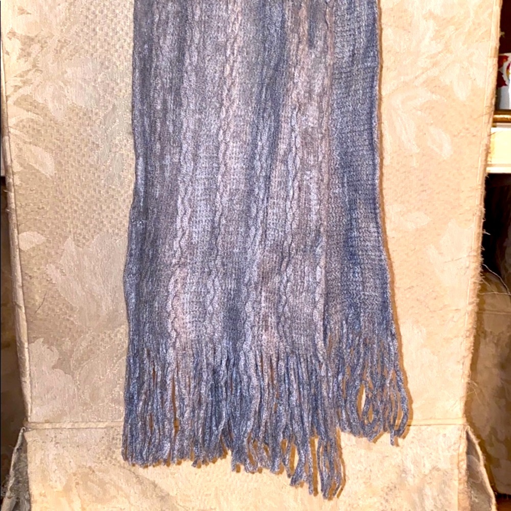 NY&CO Gray Women’s Woven Fringe Scarf
